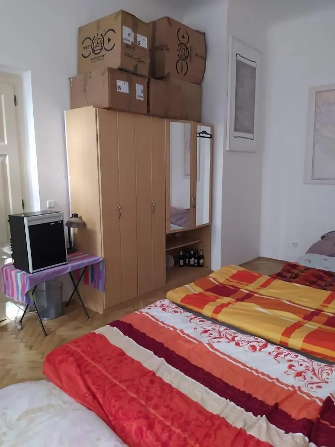 Guest house Palace View: Luxury Shared Apartment with VR Experience Prague